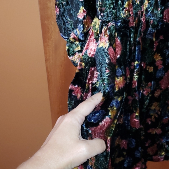 90's Vintage VELOUR FLOWER HIPPIE DRESS - Picture 5 of 6